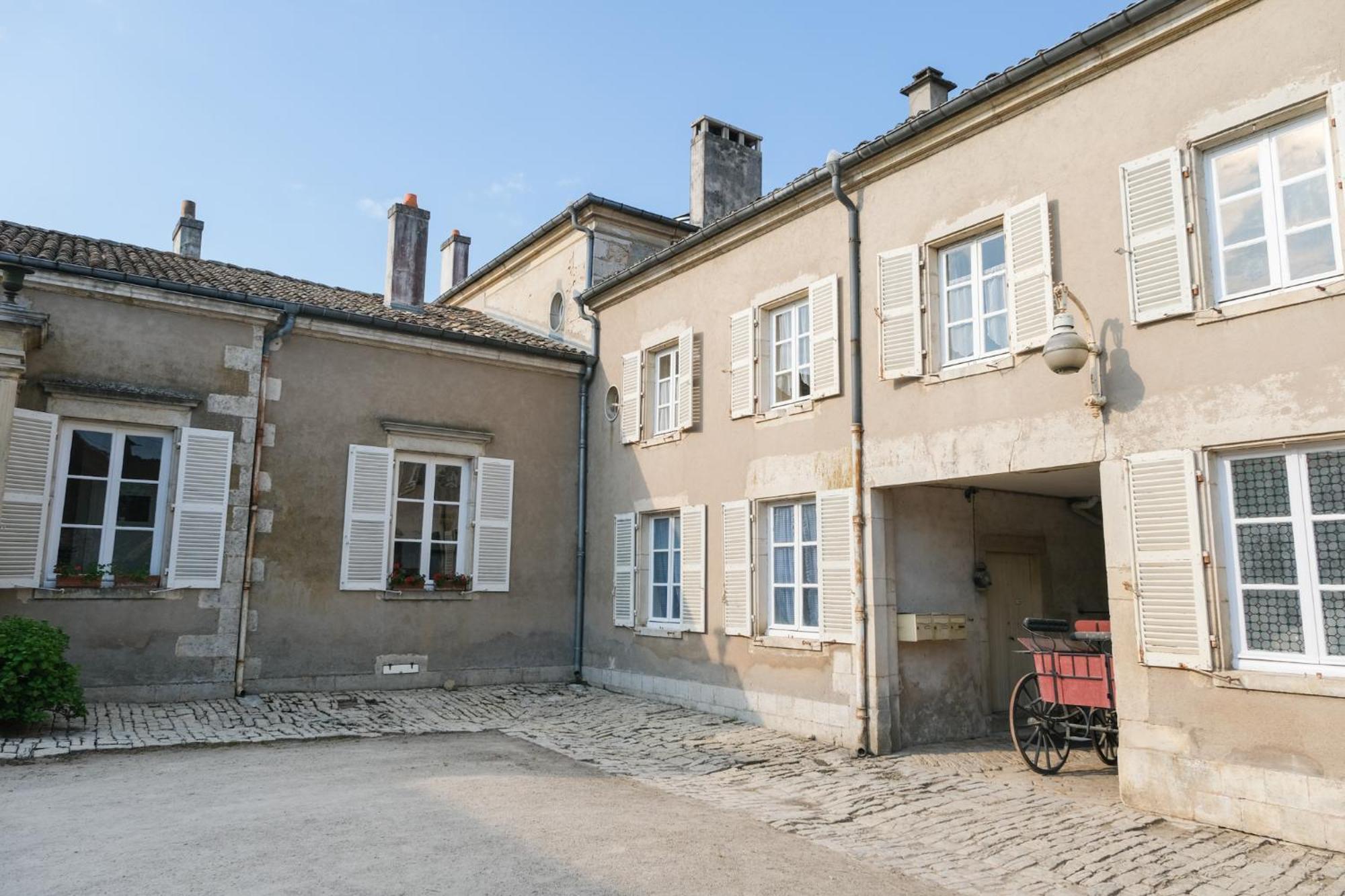 Chateau De Choloy Экстерьер фото